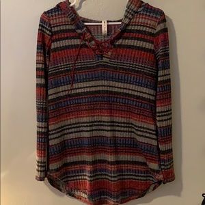 long sleeve, hooded top